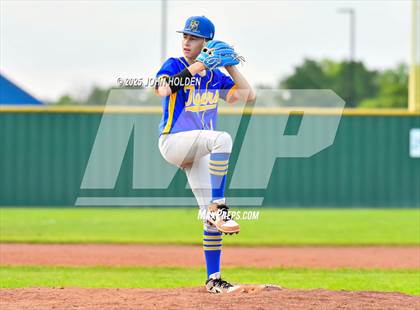 Thumbnail 1 in Tonkawa @ Newkirk photogallery.