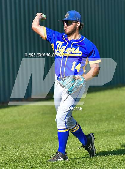 Thumbnail 3 in Tonkawa @ Newkirk photogallery.
