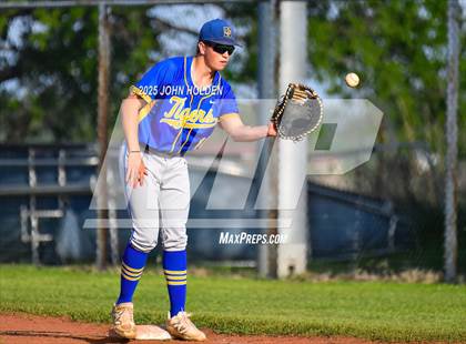 Thumbnail 3 in Tonkawa @ Newkirk photogallery.