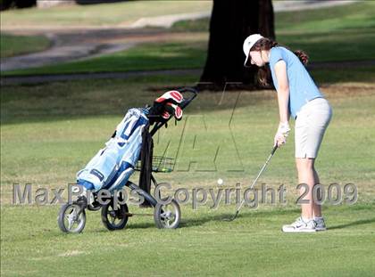 Thumbnail 1 in CIF LA City Section Girls Golf Championships photogallery.