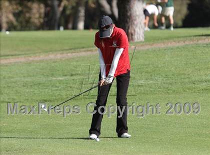 Thumbnail 2 in CIF LA City Section Girls Golf Championships photogallery.