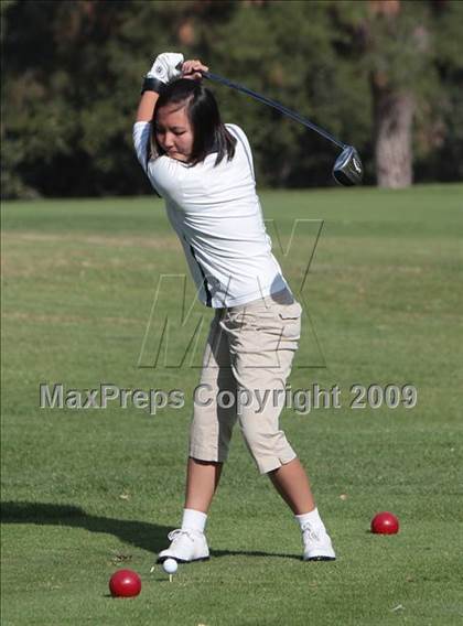 Thumbnail 3 in CIF LA City Section Girls Golf Championships photogallery.