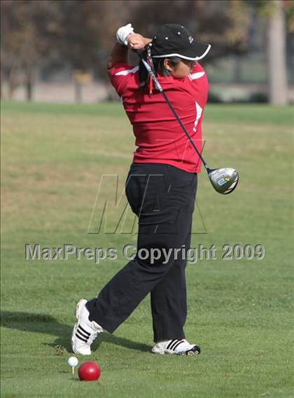 Thumbnail 1 in CIF LA City Section Girls Golf Championships photogallery.