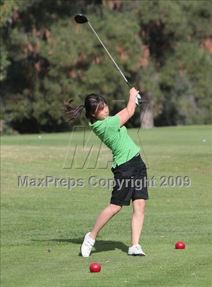 Thumbnail 1 in CIF LA City Section Girls Golf Championships photogallery.