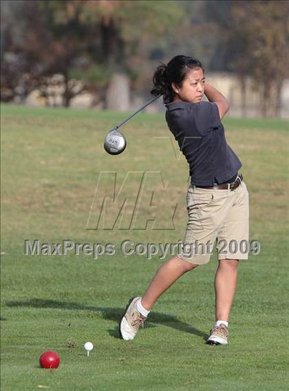 Thumbnail 3 in CIF LA City Section Girls Golf Championships photogallery.