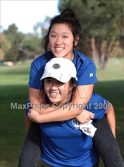 Thumbnail 2 in CIF LA City Section Girls Golf Championships photogallery.