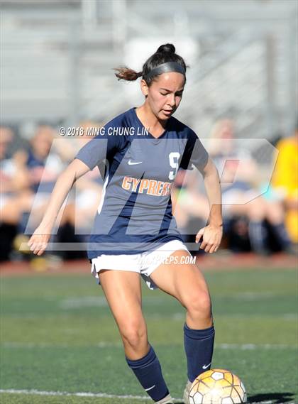 Thumbnail 2 in Cypress vs. Los Alamitos (Aliso Cup Tournament) photogallery.