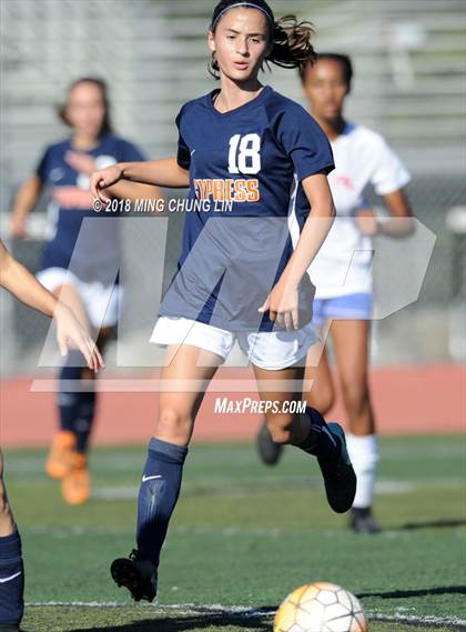 Thumbnail 3 in Cypress vs. Los Alamitos (Aliso Cup Tournament) photogallery.