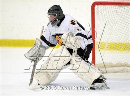 Thumbnail 2 in Masuk @ Daniel Hand photogallery.