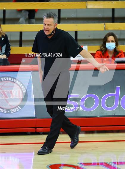 Thumbnail 2 in Harvard-Westlake vs. Etiwanda (Mater Dei Extravaganza) photogallery.
