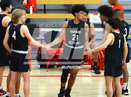 Thumbnail 2 in Harvard-Westlake vs. Etiwanda (Mater Dei Extravaganza) photogallery.