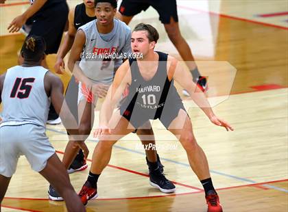 Thumbnail 2 in Harvard-Westlake vs. Etiwanda (Mater Dei Extravaganza) photogallery.