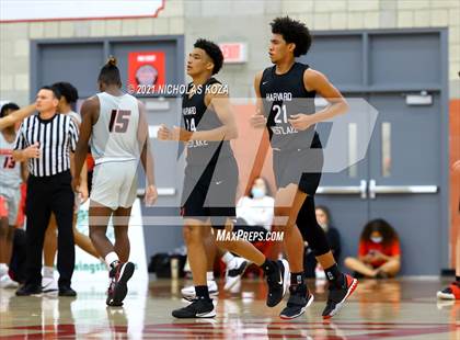 Thumbnail 3 in Harvard-Westlake vs. Etiwanda (Mater Dei Extravaganza) photogallery.