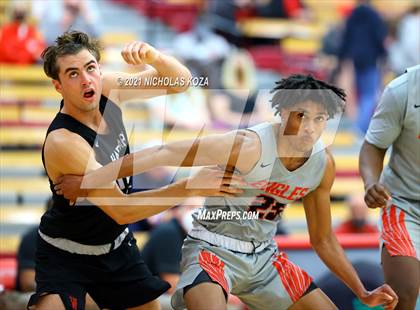 Thumbnail 1 in Harvard-Westlake vs. Etiwanda (Mater Dei Extravaganza) photogallery.