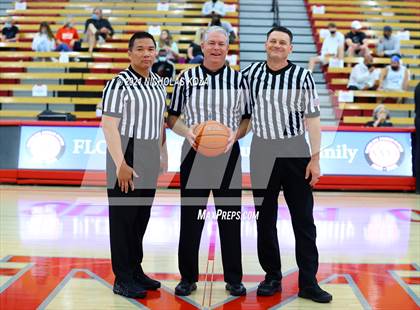 Thumbnail 3 in Harvard-Westlake vs. Etiwanda (Mater Dei Extravaganza) photogallery.