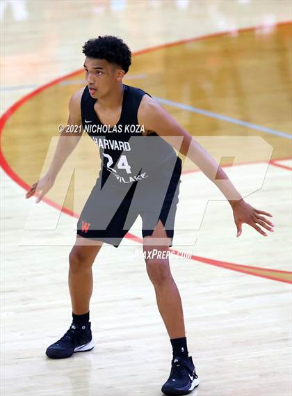 Thumbnail 1 in Harvard-Westlake vs. Etiwanda (Mater Dei Extravaganza) photogallery.