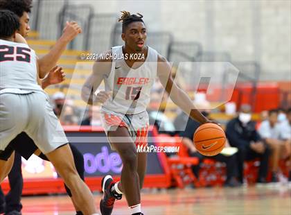 Thumbnail 2 in Harvard-Westlake vs. Etiwanda (Mater Dei Extravaganza) photogallery.