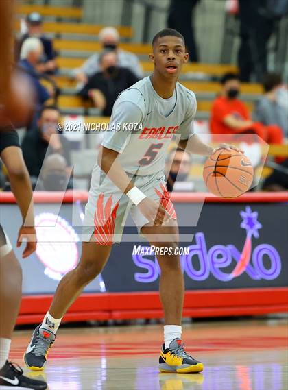 Thumbnail 3 in Harvard-Westlake vs. Etiwanda (Mater Dei Extravaganza) photogallery.