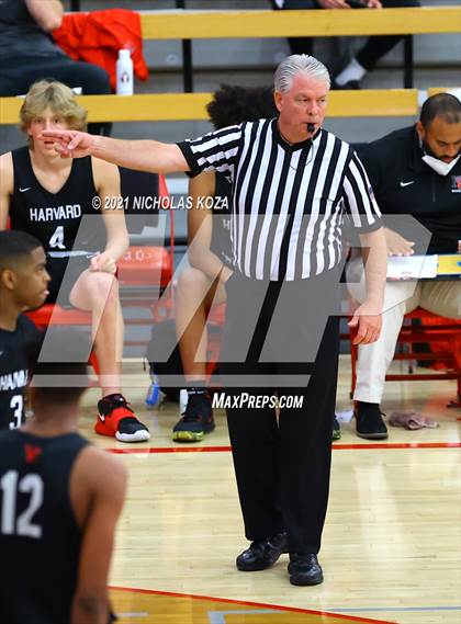 Thumbnail 2 in Harvard-Westlake vs. Etiwanda (Mater Dei Extravaganza) photogallery.