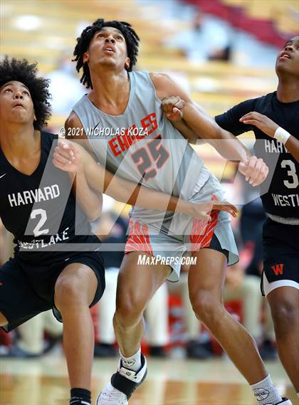 Thumbnail 1 in Harvard-Westlake vs. Etiwanda (Mater Dei Extravaganza) photogallery.