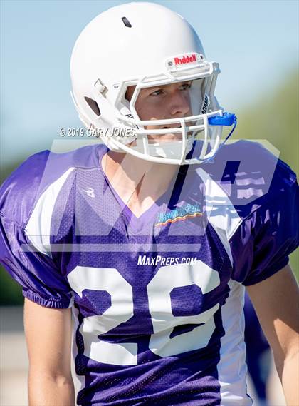 Thumbnail 3 in Lions All-Star 8-man Football Game (CIF Northern Section) photogallery.