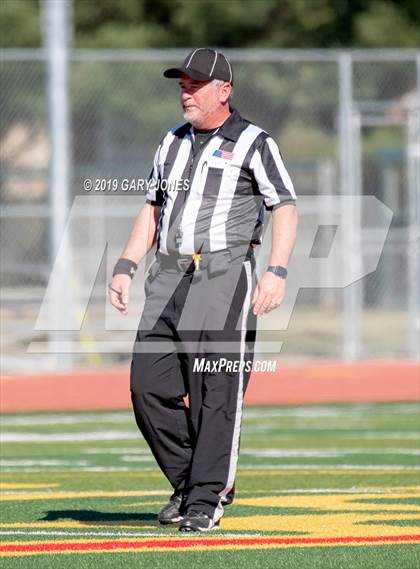 Thumbnail 3 in Lions All-Star 8-man Football Game (CIF Northern Section) photogallery.