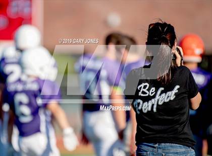 Thumbnail 3 in Lions All-Star 8-man Football Game (CIF Northern Section) photogallery.