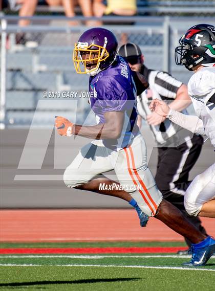 Thumbnail 1 in Lions All-Star 8-man Football Game (CIF Northern Section) photogallery.