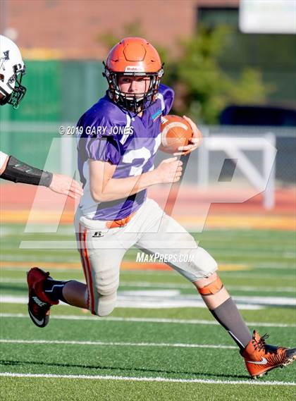 Thumbnail 2 in Lions All-Star 8-man Football Game (CIF Northern Section) photogallery.