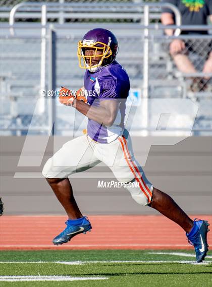 Thumbnail 2 in Lions All-Star 8-man Football Game (CIF Northern Section) photogallery.