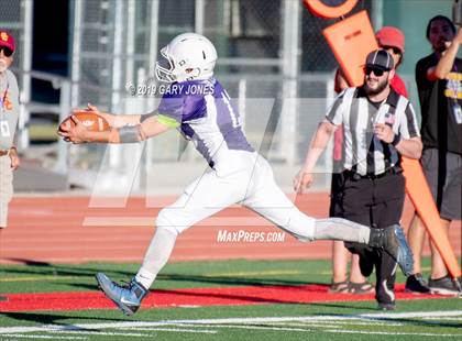 Thumbnail 2 in Lions All-Star 8-man Football Game (CIF Northern Section) photogallery.