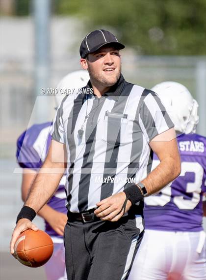 Thumbnail 1 in Lions All-Star 8-man Football Game (CIF Northern Section) photogallery.