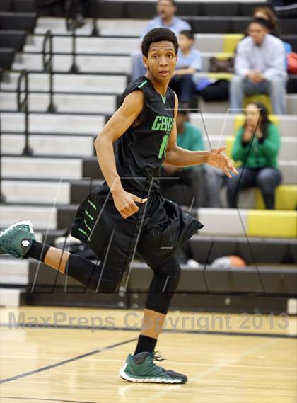 Thumbnail 3 in George Washington @ Prairie View (Thunder Hawk Hoops Festival) photogallery.