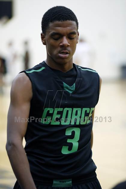 Thumbnail 2 in George Washington @ Prairie View (Thunder Hawk Hoops Festival) photogallery.