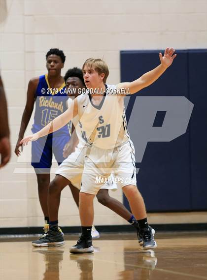 Thumbnail 3 in Richlands @ Swansboro photogallery.