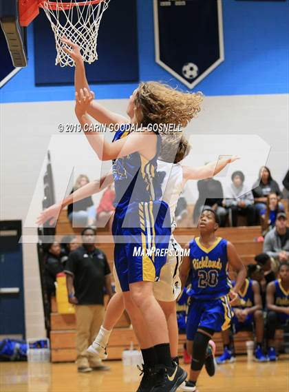 Thumbnail 1 in Richlands @ Swansboro photogallery.