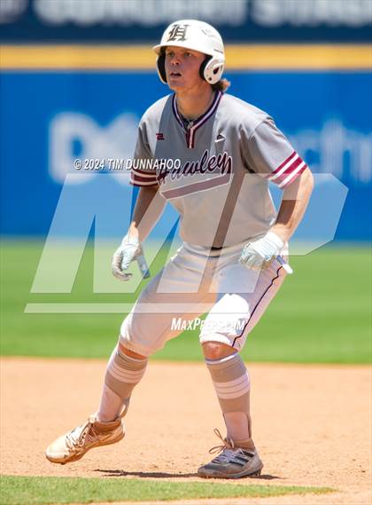 Thumbnail 2 in Collinsville vs. Hawley (UIL 2A Baseball Final) photogallery.