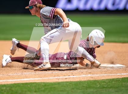 Thumbnail 3 in Collinsville vs. Hawley (UIL 2A Baseball Final) photogallery.