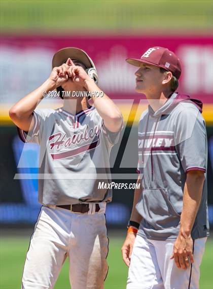 Thumbnail 3 in Collinsville vs. Hawley (UIL 2A Baseball Final) photogallery.