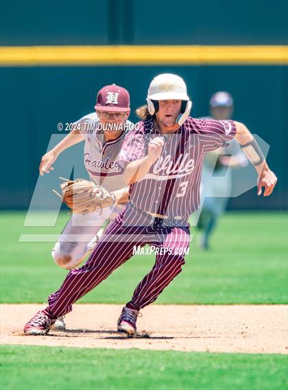 Thumbnail 3 in Collinsville vs. Hawley (UIL 2A Baseball Final) photogallery.