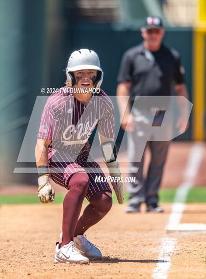 Thumbnail 2 in Collinsville vs. Hawley (UIL 2A Baseball Final) photogallery.