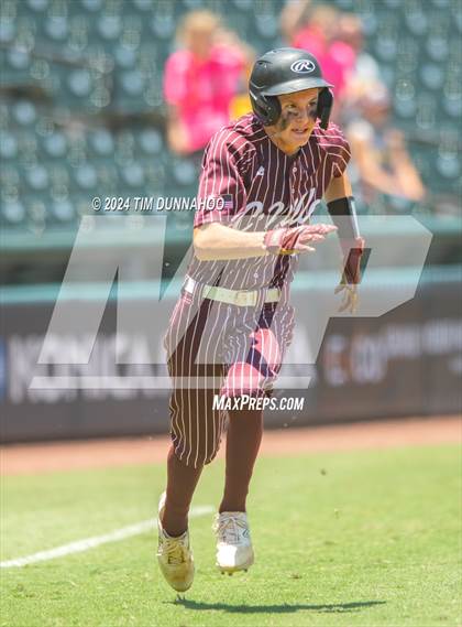 Thumbnail 2 in Collinsville vs. Hawley (UIL 2A Baseball Final) photogallery.