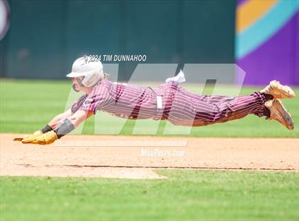 Thumbnail 2 in Collinsville vs. Hawley (UIL 2A Baseball Final) photogallery.