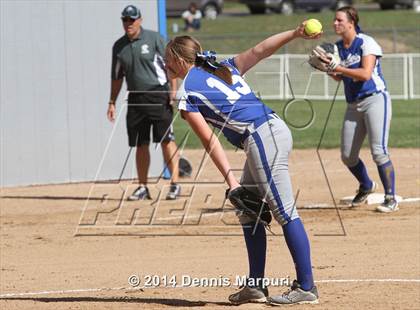 Thumbnail 3 in Pine Creek vs Broomfield (CHSAA 5A Regional Playoff) photogallery.