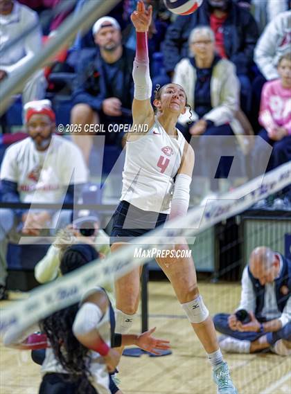 Thumbnail 3 in Hebron Christian vs. Lovett (GHSA Private State Volleyball Final) photogallery.