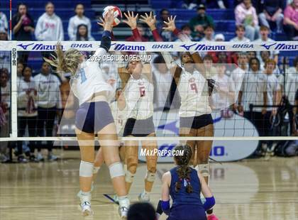 Thumbnail 1 in Hebron Christian vs. Lovett (GHSA Private State Volleyball Final) photogallery.