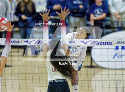 Thumbnail 3 in Hebron Christian vs. Lovett (GHSA Private State Volleyball Final) photogallery.