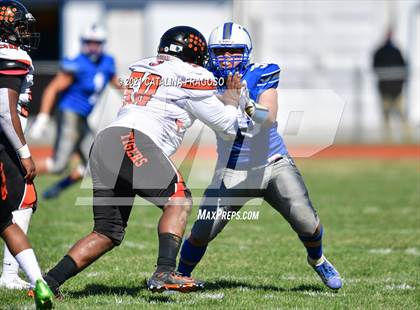 Thumbnail 2 in Valley Central vs. Spring Valley photogallery.