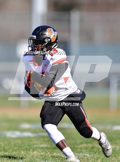 Thumbnail 2 in Valley Central vs. Spring Valley photogallery.