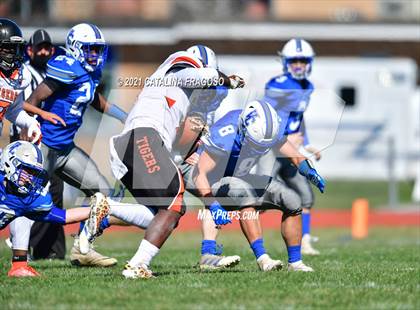 Thumbnail 1 in Valley Central vs. Spring Valley photogallery.